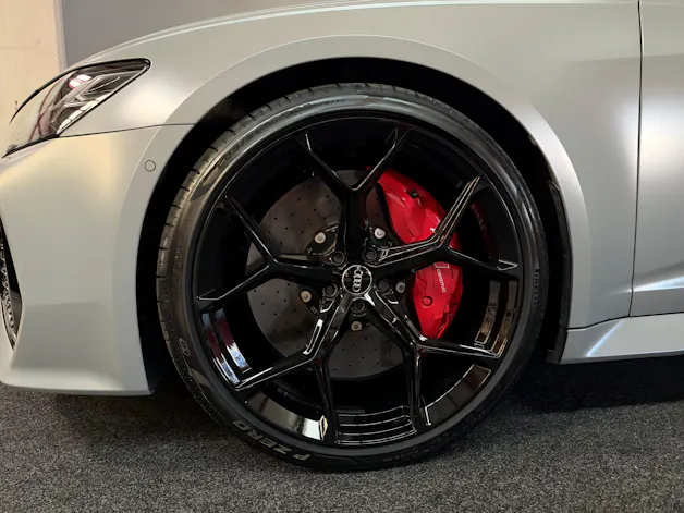 AUDI RS6 Avant 4.0 TFSI V8 quattro