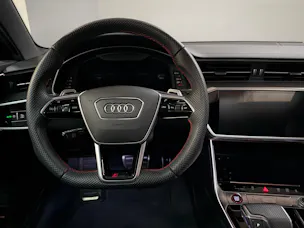 AUDI RS6 Avant 4.0 TFSI V8 quattro