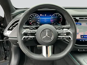 MERCEDES-BENZ E 200 9G-Tronic AMG Line Night