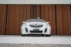 OPEL INSIGNIA 2.8 TURBO OPC 4WD AUTOMATIC l 325 PS