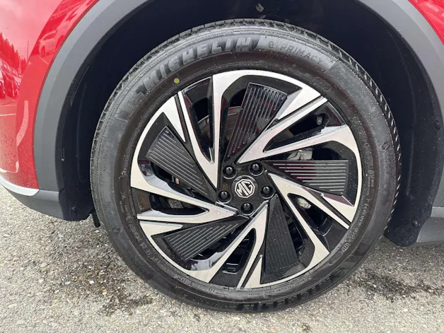 MG S6 EV 77kWh Luxury AWD 361PS