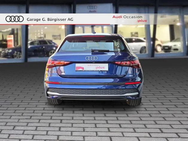 AUDI A3 Sportback 35 TFSI advanced Attractione S-tronic Navarrablau Metallic
