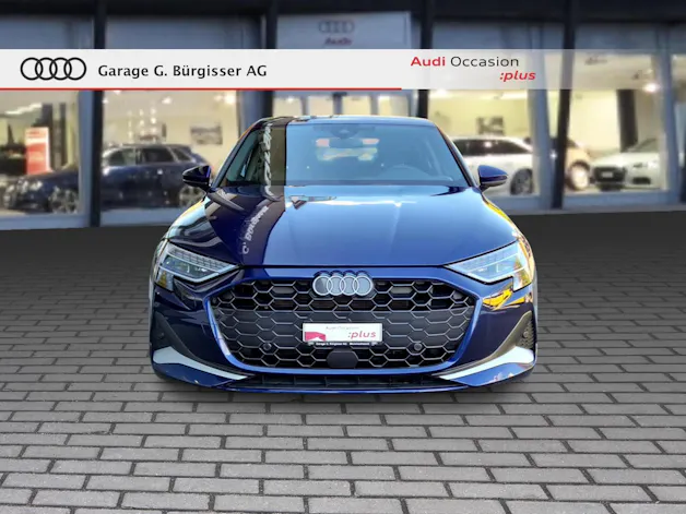 AUDI A3 Sportback 35 TFSI advanced Attractione S-tronic Navarrablau Metallic