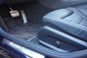 MERCEDES-BENZ C 220 d Swiss Star AMG Line 4M 9G-Tronic