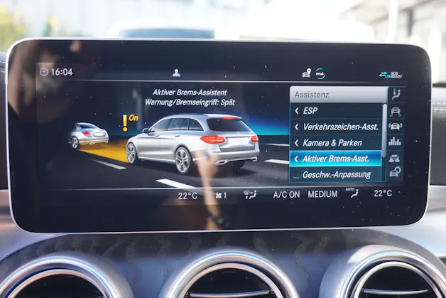 MERCEDES-BENZ C 220 d Swiss Star AMG Line 4M 9G-Tronic