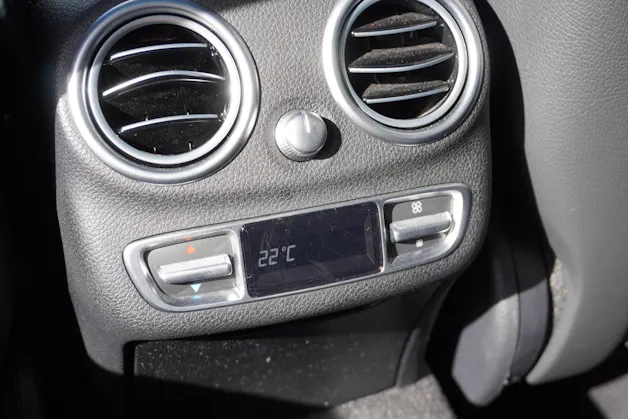 MERCEDES-BENZ C 220 d Swiss Star AMG Line 4M 9G-Tronic