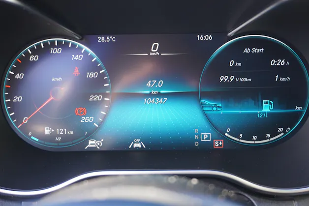 MERCEDES-BENZ C 220 d Swiss Star AMG Line 4M 9G-Tronic