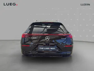MERCEDES-BENZ CLA Shooting Brake 220 4Matic 8G-DCT