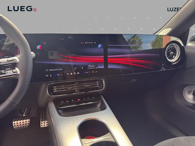 MERCEDES-BENZ CLA Shooting Brake 220 4Matic 8G-DCT