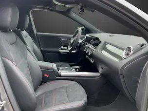 MERCEDES-BENZ GLA 220d 4M Swiss Star