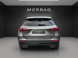 MERCEDES-BENZ GLA 220d 4M Swiss Star