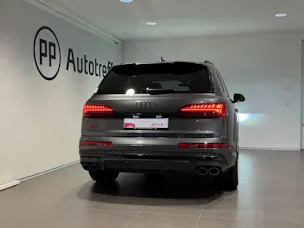 AUDI SQ7 TFSI quattro tiptronic