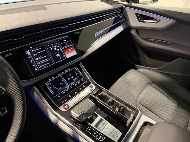 AUDI SQ7 TFSI quattro tiptronic
