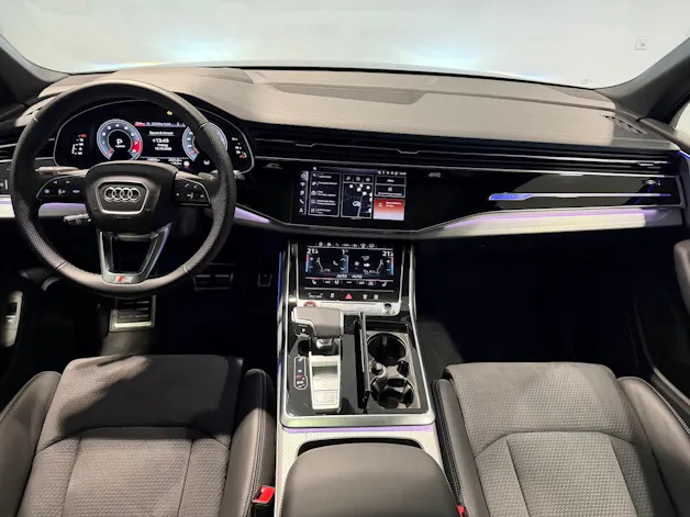 AUDI SQ7 TFSI quattro tiptronic
