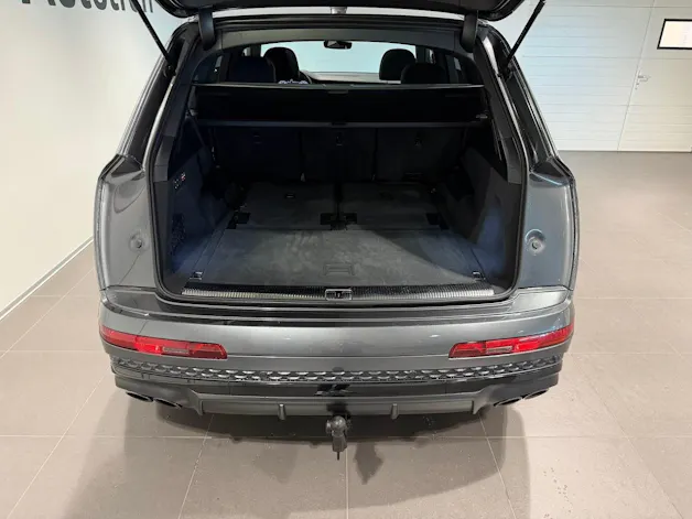 AUDI SQ7 TFSI quattro tiptronic