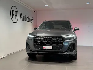 AUDI SQ7 TFSI quattro tiptronic