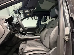 AUDI SQ7 TFSI quattro tiptronic