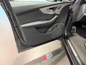 AUDI SQ7 TFSI quattro tiptronic