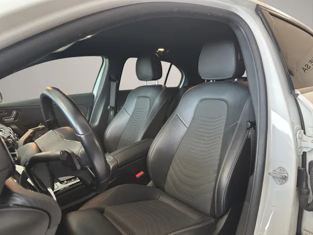 MERCEDES-BENZ A 200 Progressive 7G-DCT
