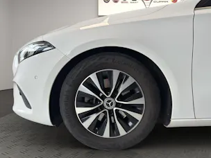 MERCEDES-BENZ A 200 Progressive 7G-DCT
