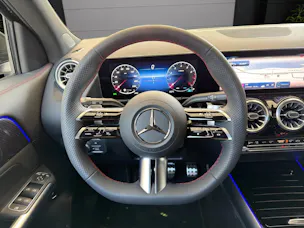 MERCEDES-BENZ GLA 220 4Matic 8G-DCT