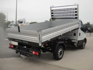 IVECO 35 S 16H Automat mit AHK