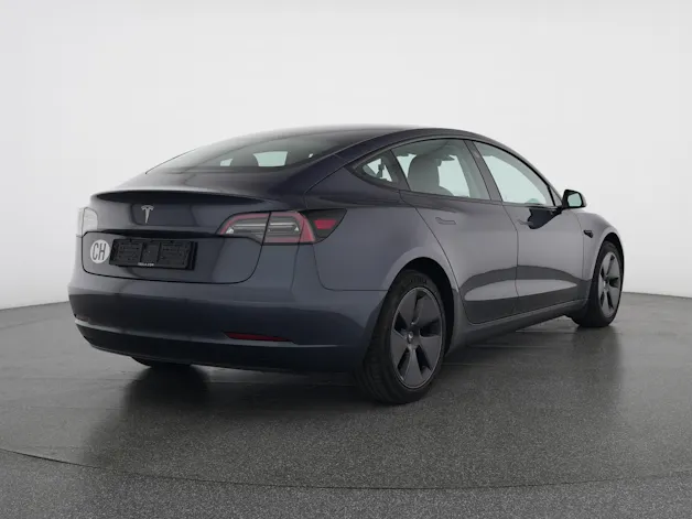 Tesla Model 3 Standard Range RWD