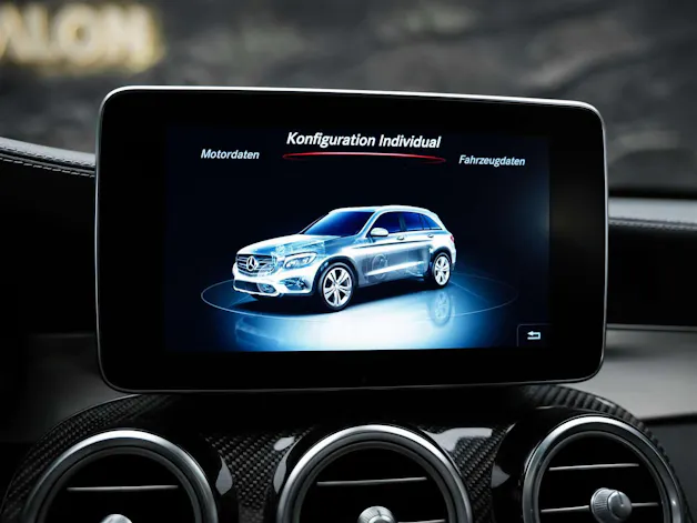 MERCEDES-BENZ GLC 43 AMG 4Matic 9G-Tronic *CH Auto*Panorama*Sitzlüftung*Head-Up*