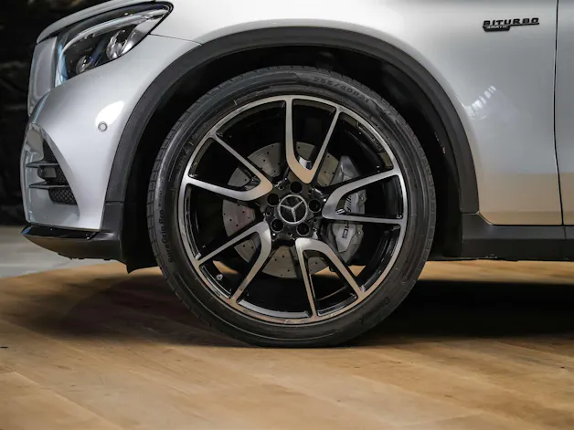 MERCEDES-BENZ GLC 43 AMG 4Matic 9G-Tronic *CH Auto*Panorama*Sitzlüftung*Head-Up*