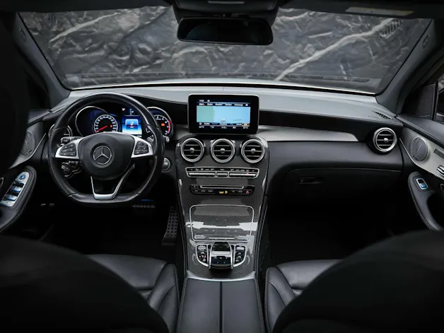 MERCEDES-BENZ GLC 43 AMG 4Matic 9G-Tronic *CH Auto*Panorama*Sitzlüftung*Head-Up*
