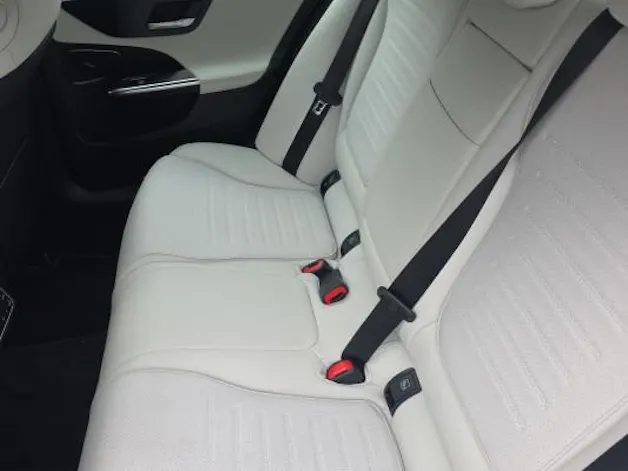 MERCEDES-BENZ C 300 4M AMG Line