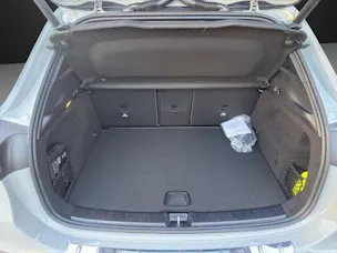 MERCEDES-BENZ GLA 220d 4M Swiss Star