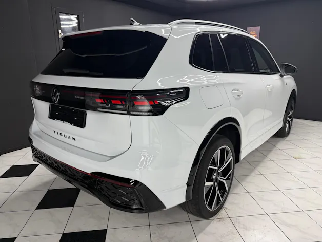 VW Tiguan 2.0 TSI DSG R-Line 4Motion
