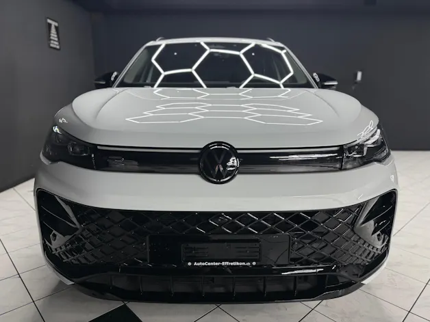 VW Tiguan 2.0 TSI DSG R-Line 4Motion