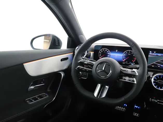 MERCEDES-BENZ A 200 Night Star 7G-DCT