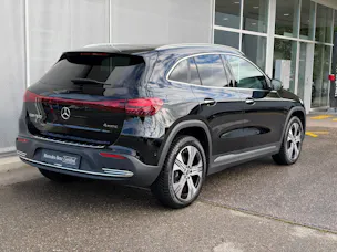 MERCEDES-BENZ EQA 300 4Matic Swiss Star