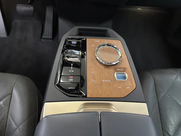 BMW iX xDrive40 SPORT