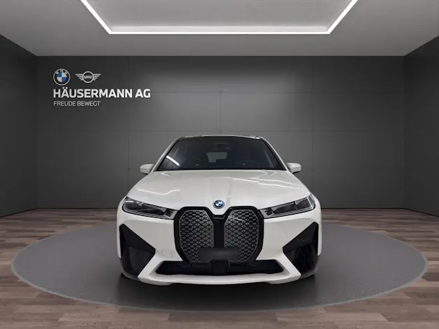 BMW iX xDrive40 SPORT