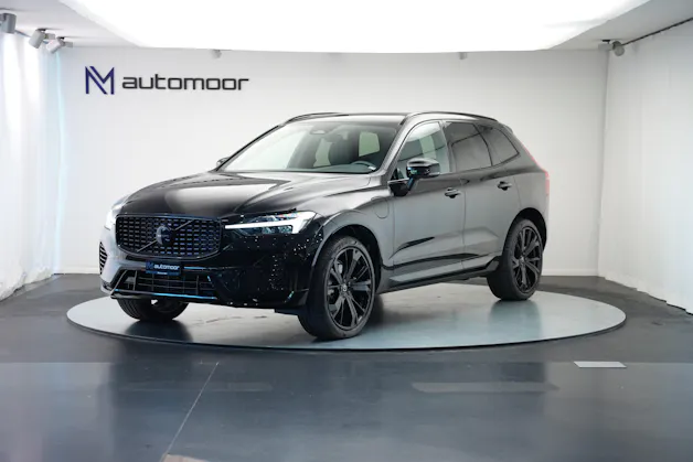 VOLVO XC60 T8 eAWD PluginHybrid Black Edition Geartronic *Panorama* *Standheizung*