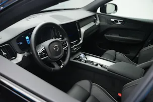 VOLVO XC60 T8 eAWD PluginHybrid Black Edition Geartronic *Panorama* *Standheizung*