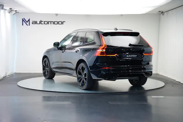 VOLVO XC60 T8 eAWD PluginHybrid Black Edition Geartronic *Panorama* *Standheizung*