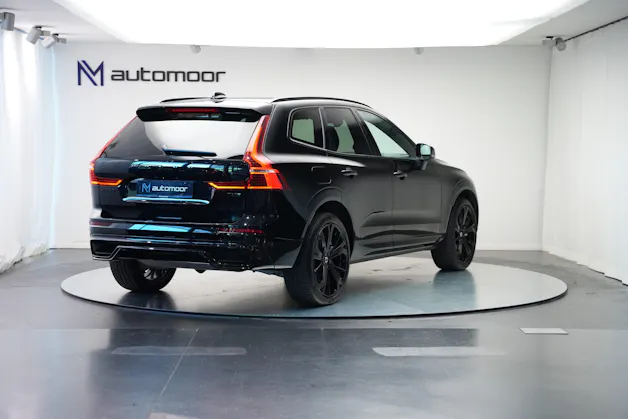 VOLVO XC60 T8 eAWD PluginHybrid Black Edition Geartronic *Panorama* *Standheizung*