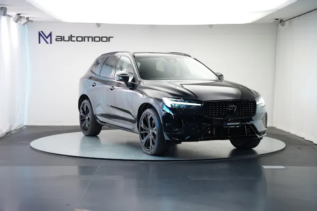 VOLVO XC60 T8 eAWD PluginHybrid Black Edition Geartronic *Panorama* *Standheizung*