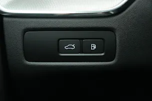 VOLVO XC60 T8 eAWD PluginHybrid Black Edition Geartronic *Panorama* *Standheizung*
