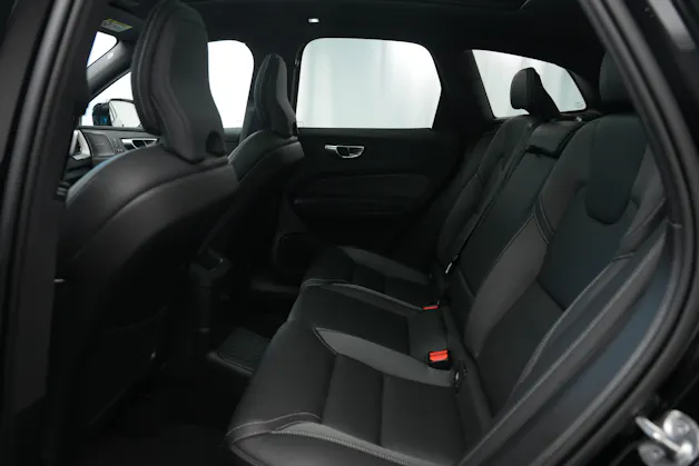 VOLVO XC60 T8 eAWD PluginHybrid Black Edition Geartronic *Panorama* *Standheizung*