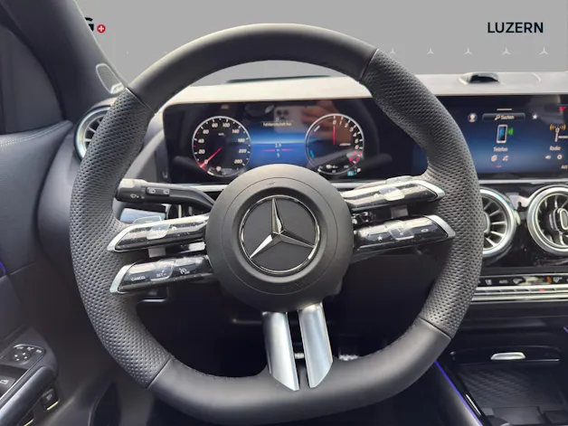 MERCEDES-BENZ GLA 250 e EQ Star 8G-DCT