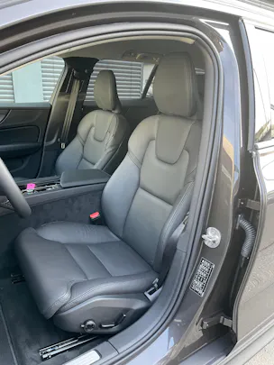 VOLVO V60 Cross Country B5 Mild Hybrid Plus AWD Geartronic