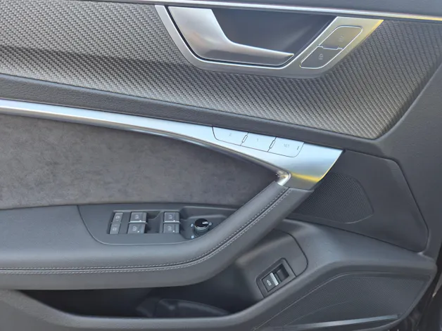 AUDI RS6 Avant 4.0 TFSI V8 quattro