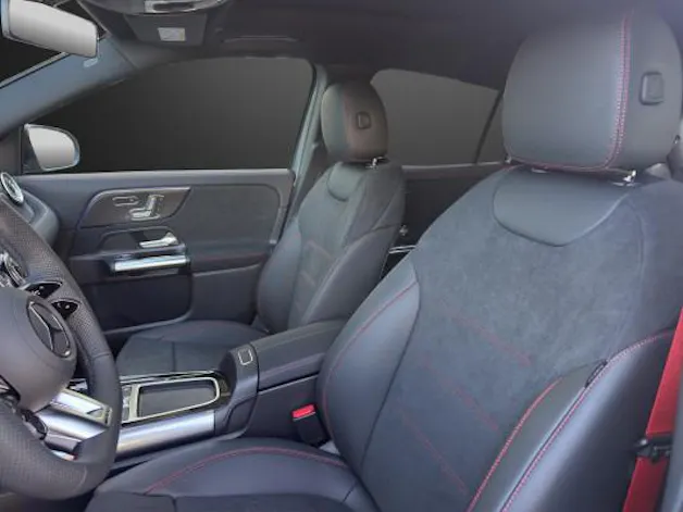MERCEDES-BENZ GLA AMG 35 4Matic 8G-DCT