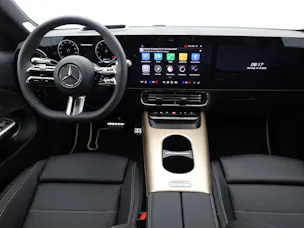 MERCEDES-BENZ CLA Shooting Brake 220 4Matic 8G-DCT